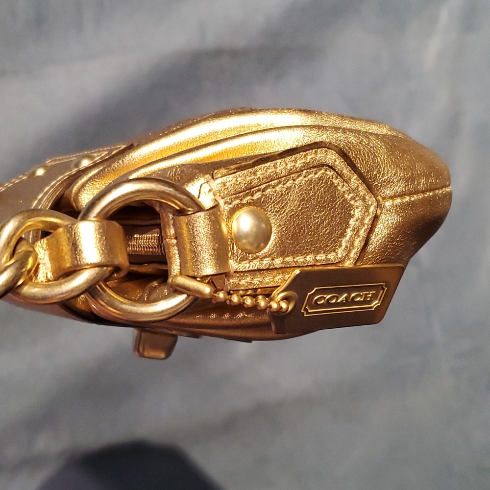 πHPπ RARE Coach Amanda Pippa Leather Gold Purse chain strap - Picture 16 of 17
